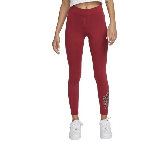 Nike Pants - Maroon cheetah nike leggings